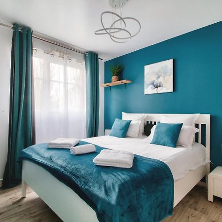 123Home-Loft & Spa Монтеврен Екстериор снимка